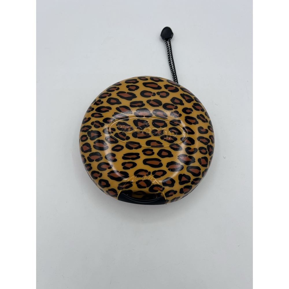 Discgear Disc Gear Discus 20 CD DVD Holder Cheetah Print Hard Plastic Clamshell